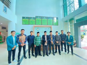 Kunjungan Studi Banding Sekolah Tinggi Ilmu Syariah Haji Abdul Rasyid Lombok Tengah Ke Universitas Islam Negeri Mataram