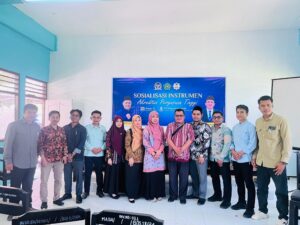 Pejabat Struktural STIS Haji Abdul Rasyid Lombok Tengah Ikuti Sosialisasi Instrumen Akreditasi Perguruan Tinggi Terbaru